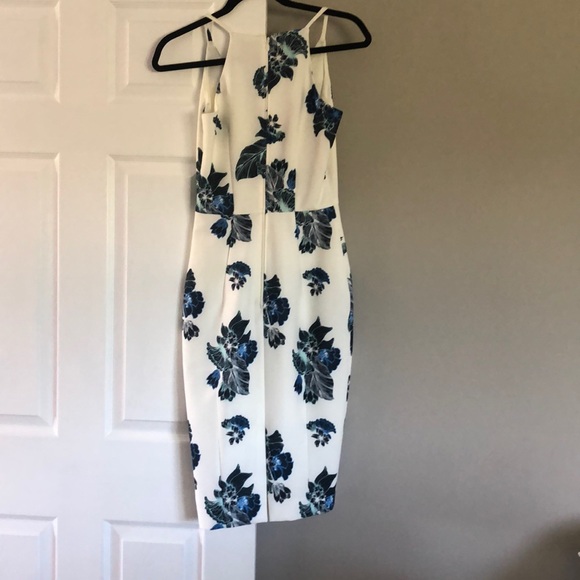 Blue and white floral dress - Picture 2 of 2